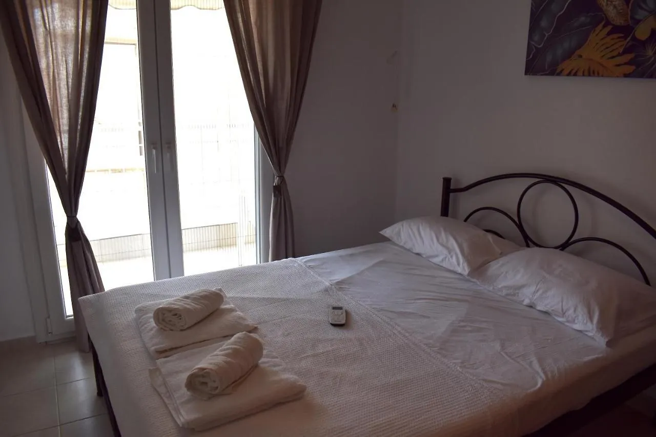 Comfy By The Sea Apartment Nea Kallikrateia